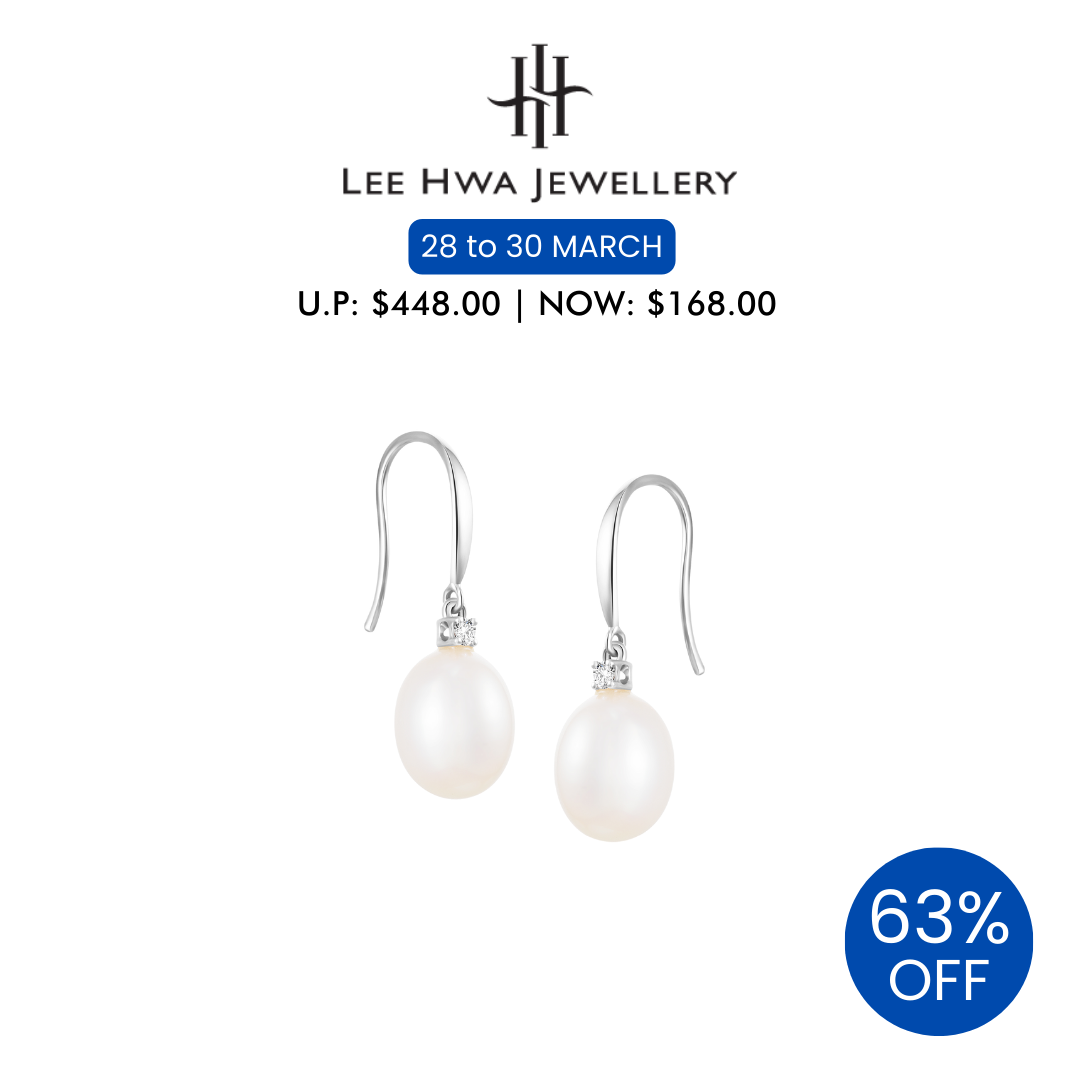 [Style Festival Exclusive] Lee Hwa Jewellery Nacre White Gold Earrings with Pearl and Diamond (Worth SGD 448)